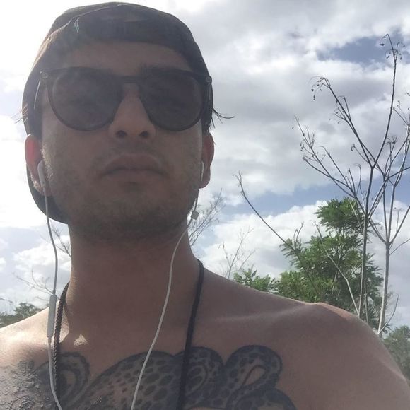 Meet your Posher, Alan - Picture 1 of 1